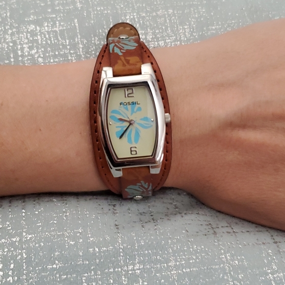 fossil flower watch